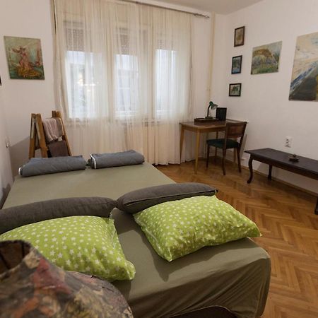 The Pioneers Home 2 Szkopje Kültér fotó